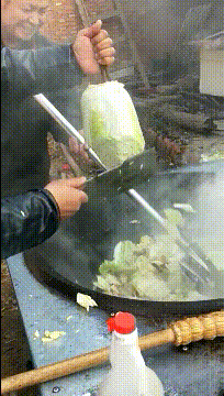 精彩GIF：哪个男人能抵挡这种心动？