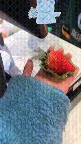 笑晕的GIF：没有做不到，只有想不到的。。。