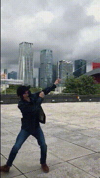 有趣的动图：作为王者，最烦的就是三宫六院的妃子
