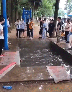 网红秋千失误悲剧GIF动图大盘点！