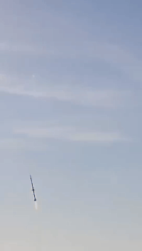 搞笑GIF动图：强制开机失败，请酒醒后再试