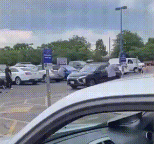 搞笑GIF:开挂的民族!