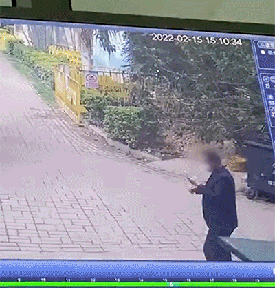 GIF趣图：老婆让我赶紧换房子，我感觉她说的有道理