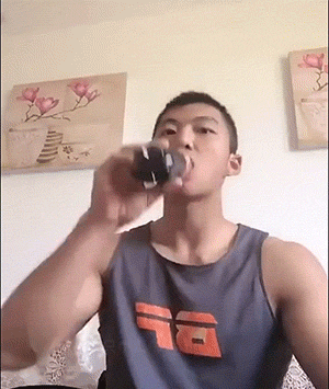 社死现场第二波GIF动图：一个一个都是大写的尴尬！