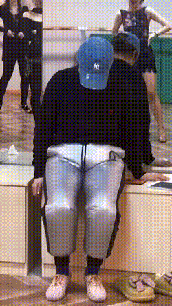 优秀动图：原来摩托车也可以动力澎湃！