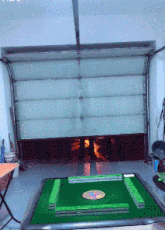 搞笑的GIF：打麻将要有仪式感！