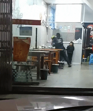 经典动图：长翅膀的鱼，这是会飞的鱼？
