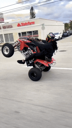 爆笑GIF：悲催瞬间集锦！