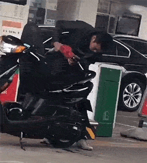 动图图片有趣：水从哪来的？