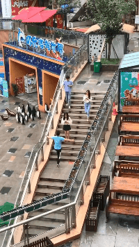 精彩动态图：这样消毒超酷的好吧！