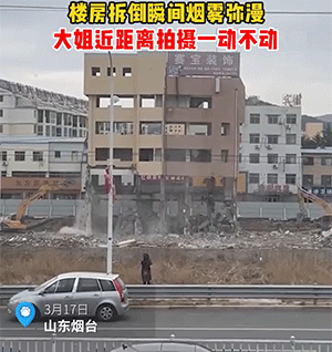 搞笑GIF图：女朋友一旦生气，就会变身竞走运动员