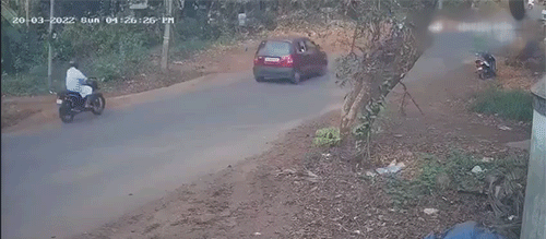 搞笑GIF：杯底装菜，脑洞大开