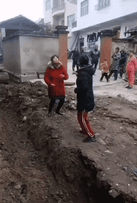 有趣的GIF：这种，判多久？