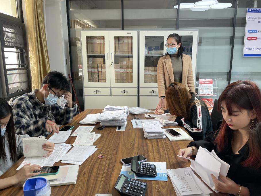 河南工业贸易职业学院财务会计学院：聚焦“岗课赛证”全融通，培养现代财务专业人才