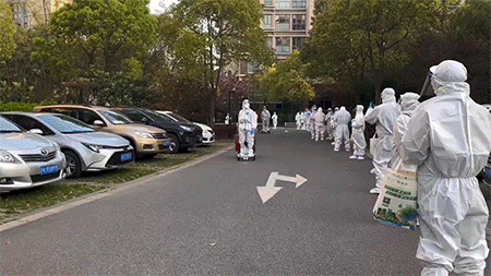 雷人动图 隔着屏幕都感觉到痛 是太累了吗 搞笑gif 很牛帮