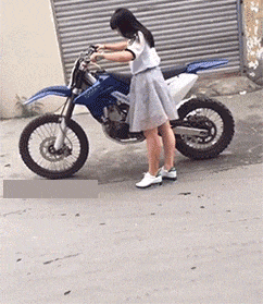 有趣的动态图：小jiaojiao也在努力，应该不会被饿死吧！