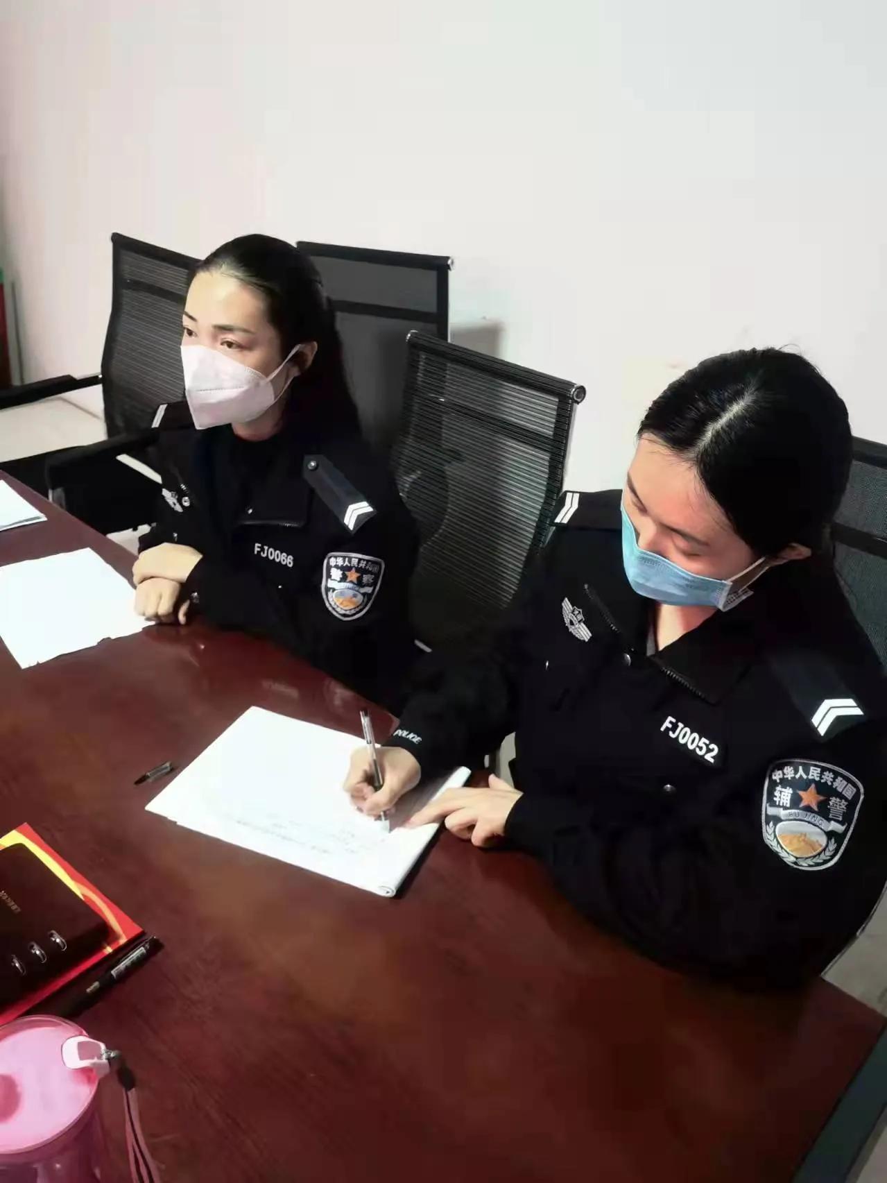 太康，疫情阻击战中的女警们