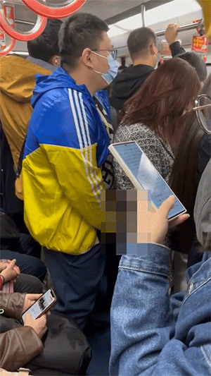 爆笑动图：发财树说，爱情是你发财的绊脚石！