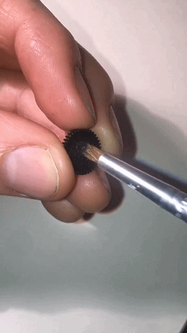 GIF：熊孩子第一次走秀，这个姿势hold住全场啊！