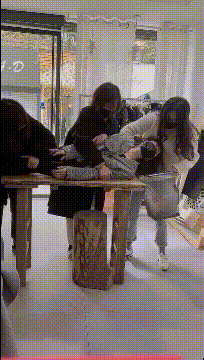 经典有趣动态图:通往天堂的阶梯