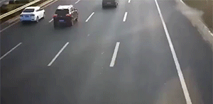 五菱神车之所以称为神车，看看这些动图你就知道了！