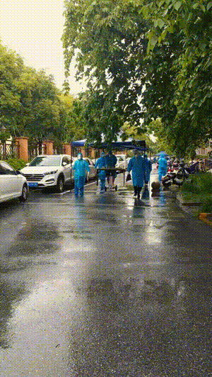 精彩动图：女孩子生气时，这灵敏度这体力