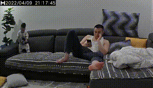 搞笑动图图片：旋转飞马！