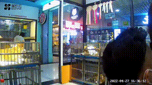 GIF：挖掘机：等下我看你怎么下去！