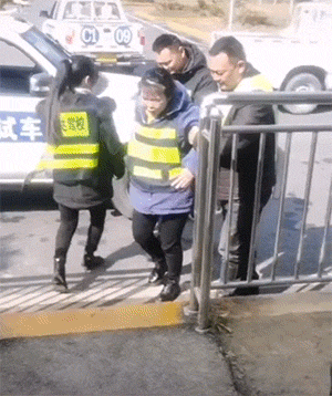 GIF集锦：学驾照的你，考驾照后的你