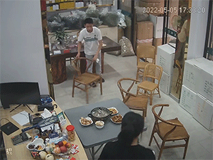 搞笑动图：怕是真的有人会用