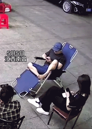 爆笑动图图片：言传身教不如下场示范
