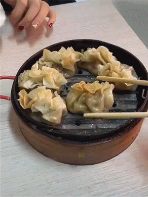 GIF大全：怨种姐妹情！