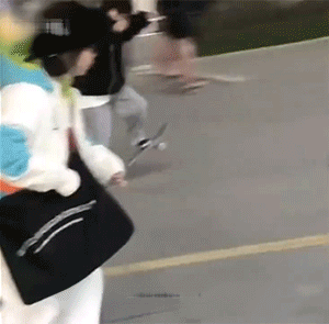 GIF大全：怨种姐妹情！