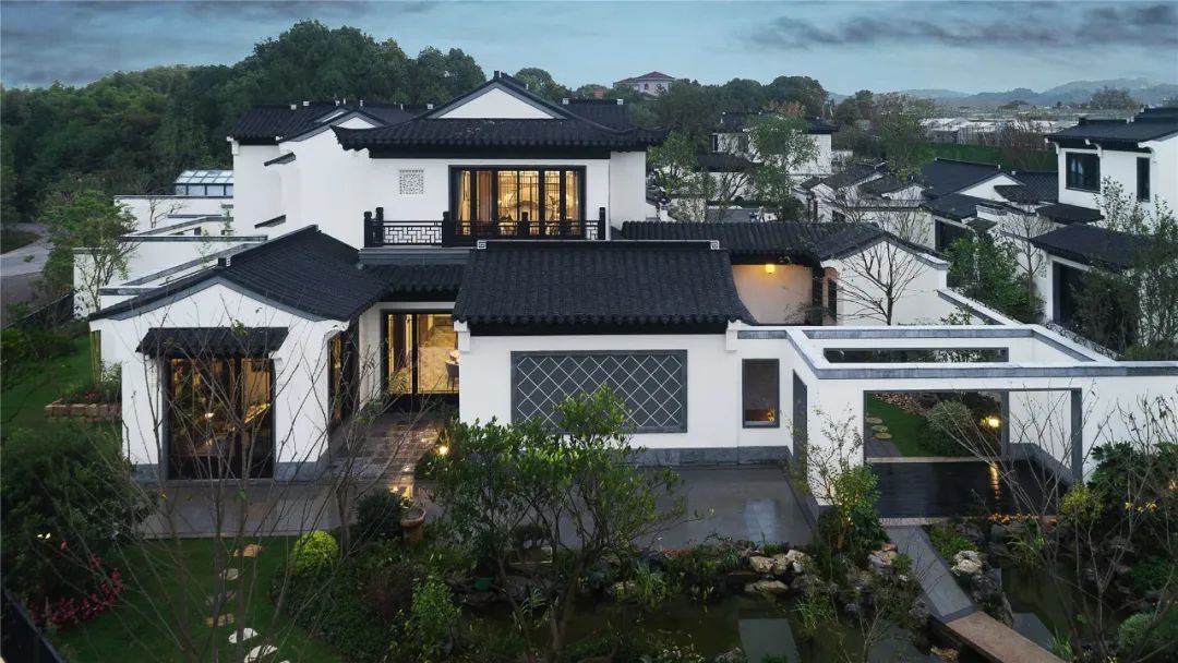 2022衢州江郎山对面蓝城中式合院蓝城春风江山售楼处电话地址图文解析