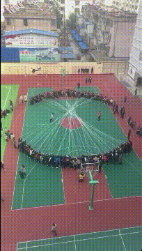 爆笑GIF：这以后分家了也方便，你一块我一块
