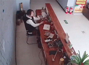 沙雕GIF集锦：看完，没有一个人不笑的！