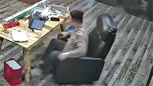 沙雕GIF集锦：看完，没有一个人不笑的！