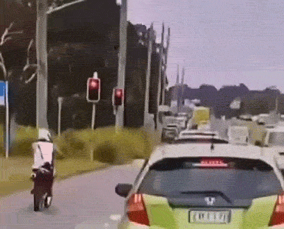 有趣的动图GIF：孩子妈妈，你是不是忘了点什么