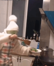搞笑GIF：舔狗是没有未来的