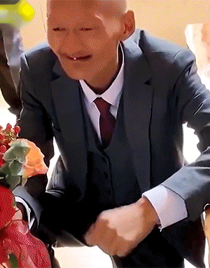 新婚之日竟然这么尴尬，日后可怎么办！