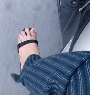 搞笑动图图片：这样的人渣，还有女朋友