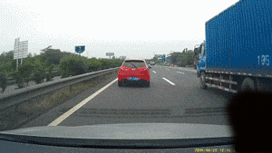 有趣的GIF:双卡双待,无缝切换~