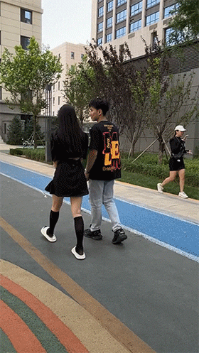 爆笑的动态图：洁身自爱，从你我做起~