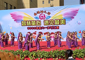 爆笑的GIF动态图：体操动作停车入库...