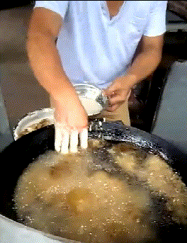 搞笑的动态图：神奇的一幕~