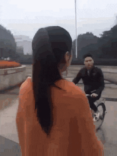 搞笑的动态图：日本人设计的吧？