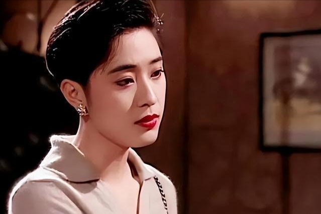 陈怡蓉:三度错失豪门!嫁二婚整形医生,与好友聚餐腹部隆起?_深圳热线