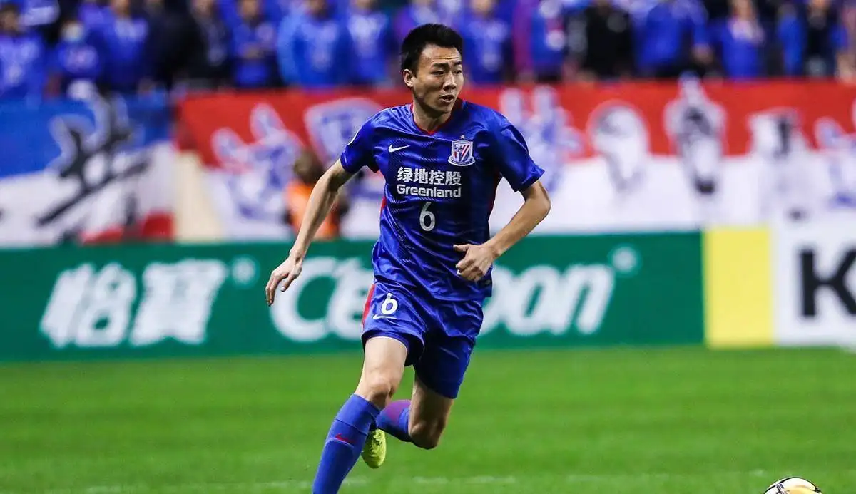 67可以说这其实也证明了,栗鹏其实不是没有能力,而是不适合申花的