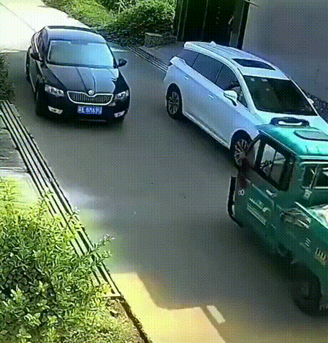 精彩动图 容错率极低的高难度姿势 搞笑GIF 图5