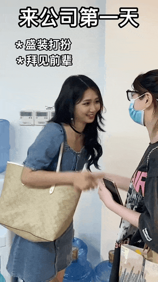 精彩动态图 我身边真有这种狗 搞笑GIF 图3